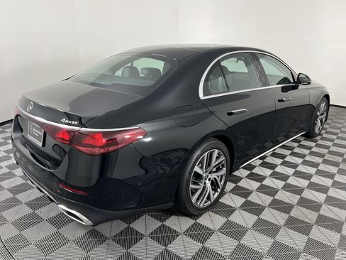 Used 2026 Mercedes-Benz E 350 4MATIC Sedan image 13