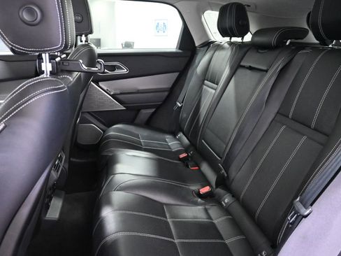 Used 2018 Land Rover Range Rover Velar S image 13