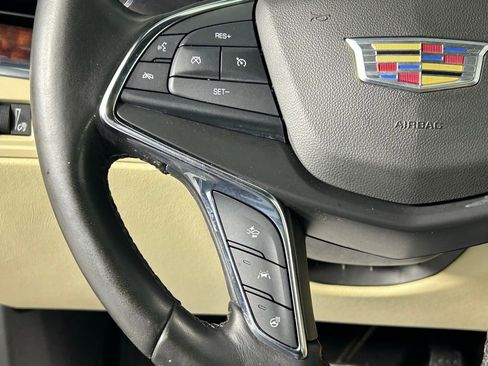 Used 2018 Cadillac XT5 Luxury w/ Driver Awareness Package image 28