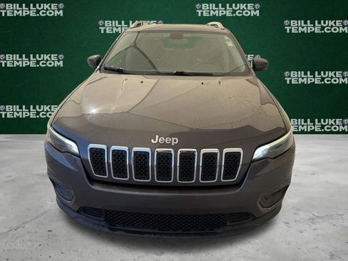 Used 2020 Jeep Cherokee Latitude Plus AWD/4WD image 6