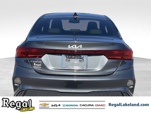 Used 2022 Kia Forte LXS image 5