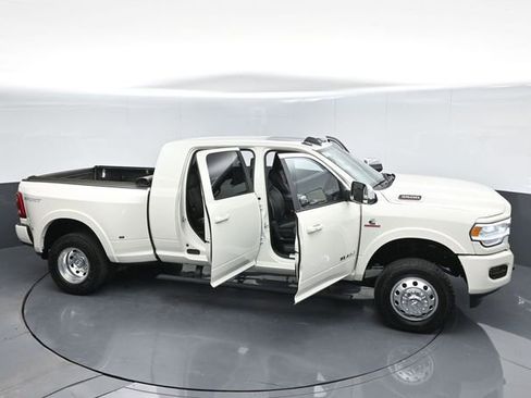Used 2022 RAM 3500 Laramie AWD/4WD image 64