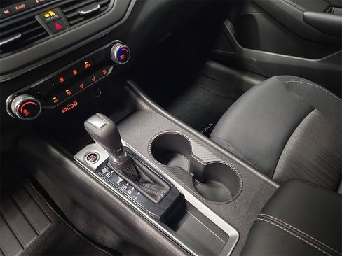 Used 2025 Nissan Altima 2.5 S image 24