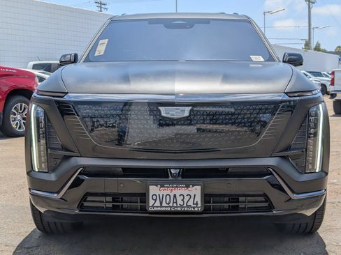 Used 2026 Cadillac Vistiq Sport AWD/4WD image 5