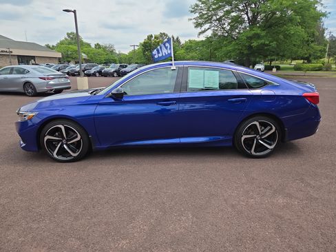 Used 2022 Honda Accord Sport image 6