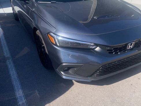 Used 2024 Honda Civic Sport Touring image 2