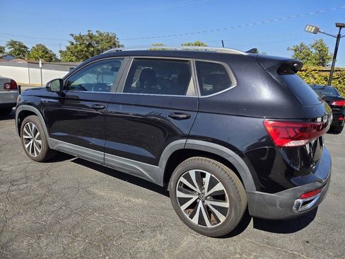 Used 2022 Volkswagen Taos SE FWD image 19