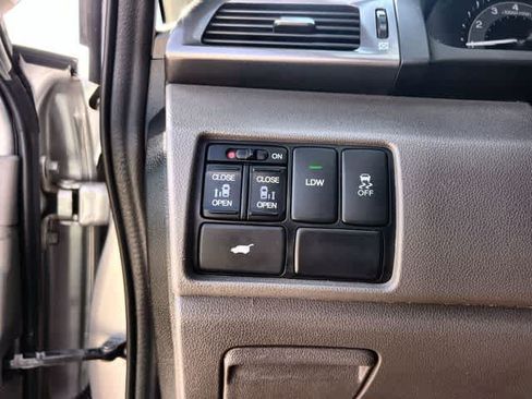 Used 2014 Honda Odyssey EX-L image 29