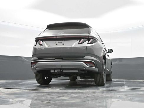Used 2025 Hyundai Tucson Limited image 28