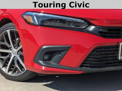 Used 2024 Honda Civic Touring image 3