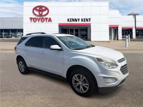 Used 2017 Chevrolet Equinox LT w/ Convenience Package FWD image 1