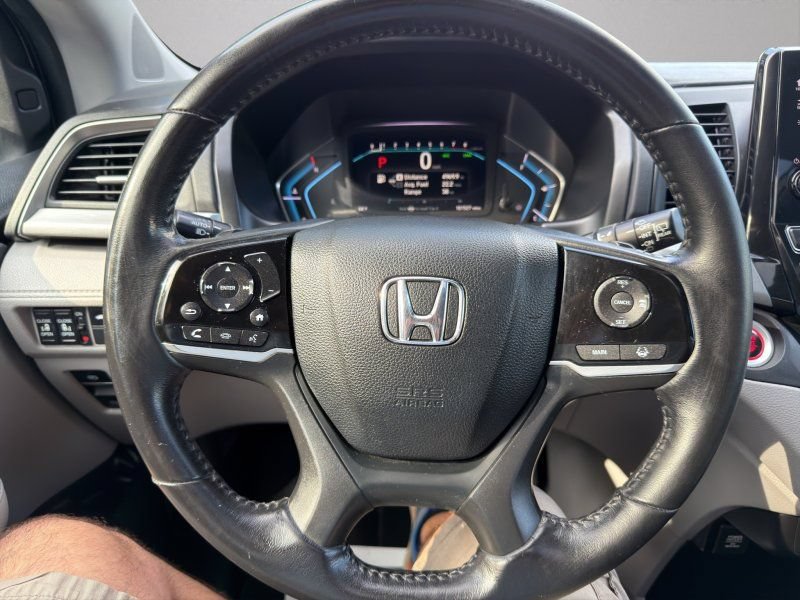 Used 2020 Honda Odyssey EX-L w/ RES & Navigation image 14