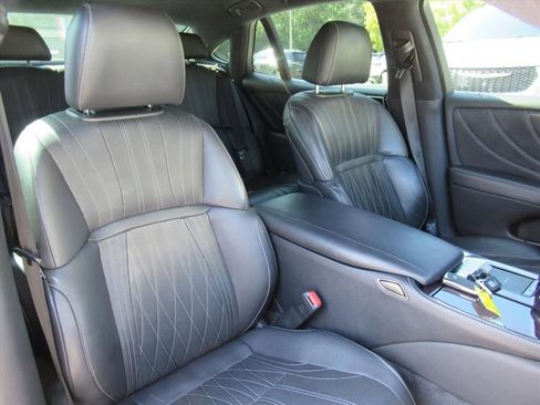 Used 2019 Lexus LS 500 image 6
