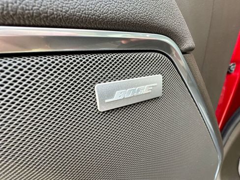 Used 2025 GMC Sierra 1500 SLT w/ SLT Premium Plus Package image 24