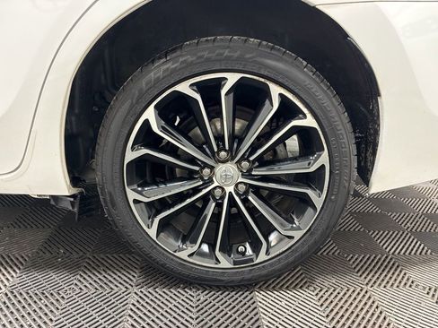 Used 2016 Toyota Corolla S w/ Driver Convenience Package image 34