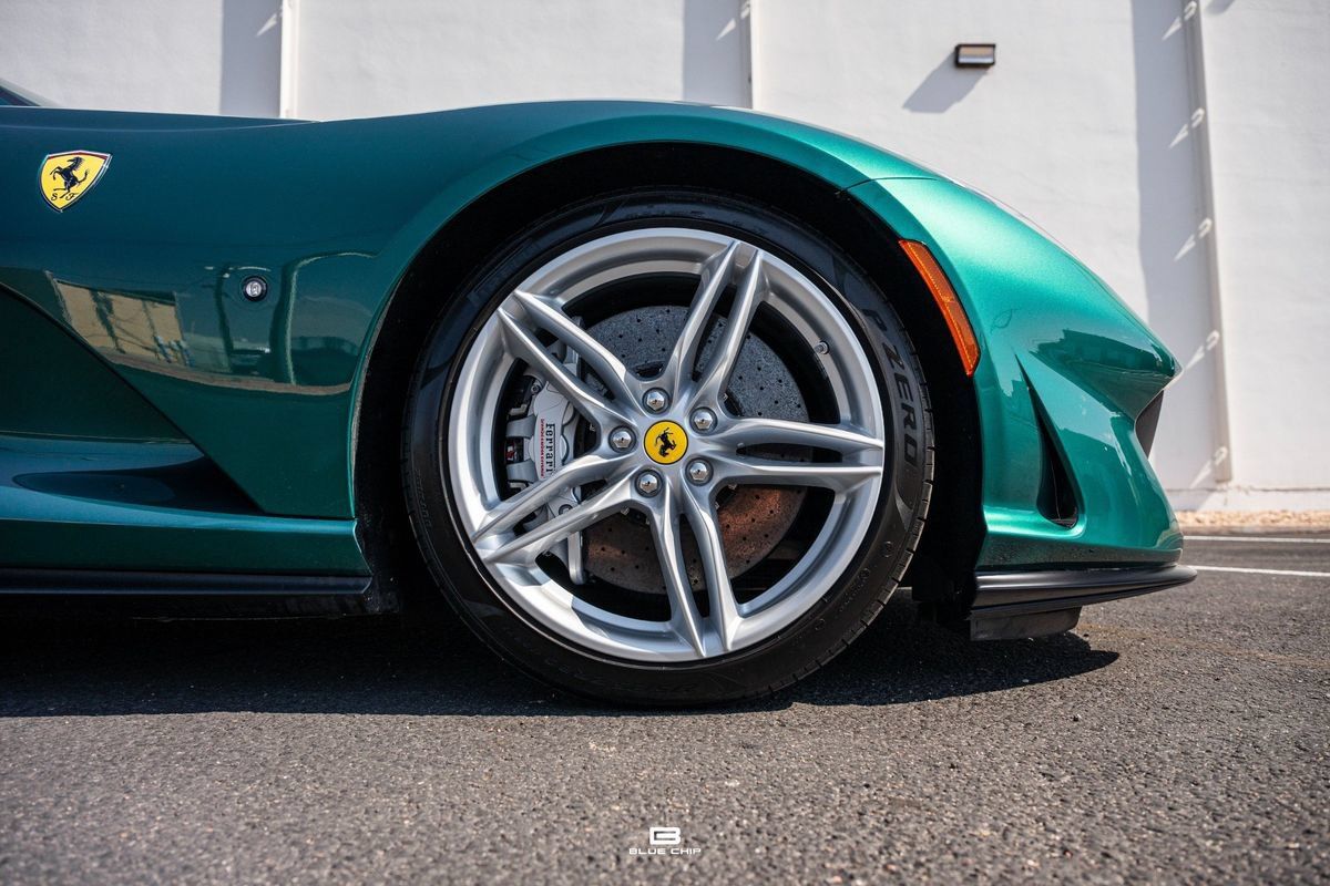 Used 2022 Ferrari 812 GTS RWD image 15