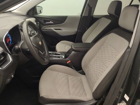 Used 2020 Chevrolet Equinox LS w/ LS Convenience Package FWD image 17