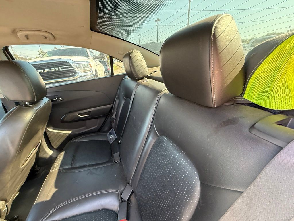 Used 2017 Chevrolet Sonic Premier FWD image 25