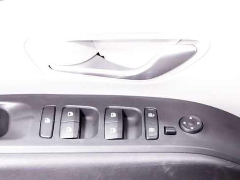 Used 2023 Hyundai Tucson SE image 22