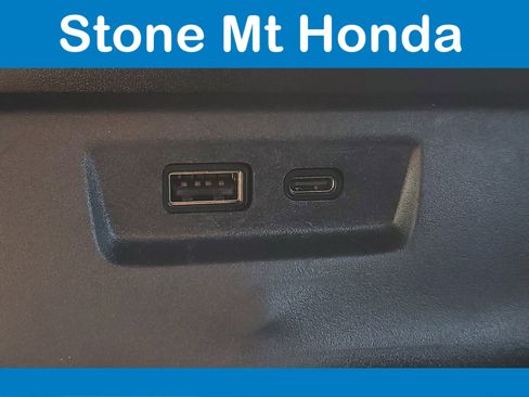 Used 2025 GMC Terrain Elevation image 28