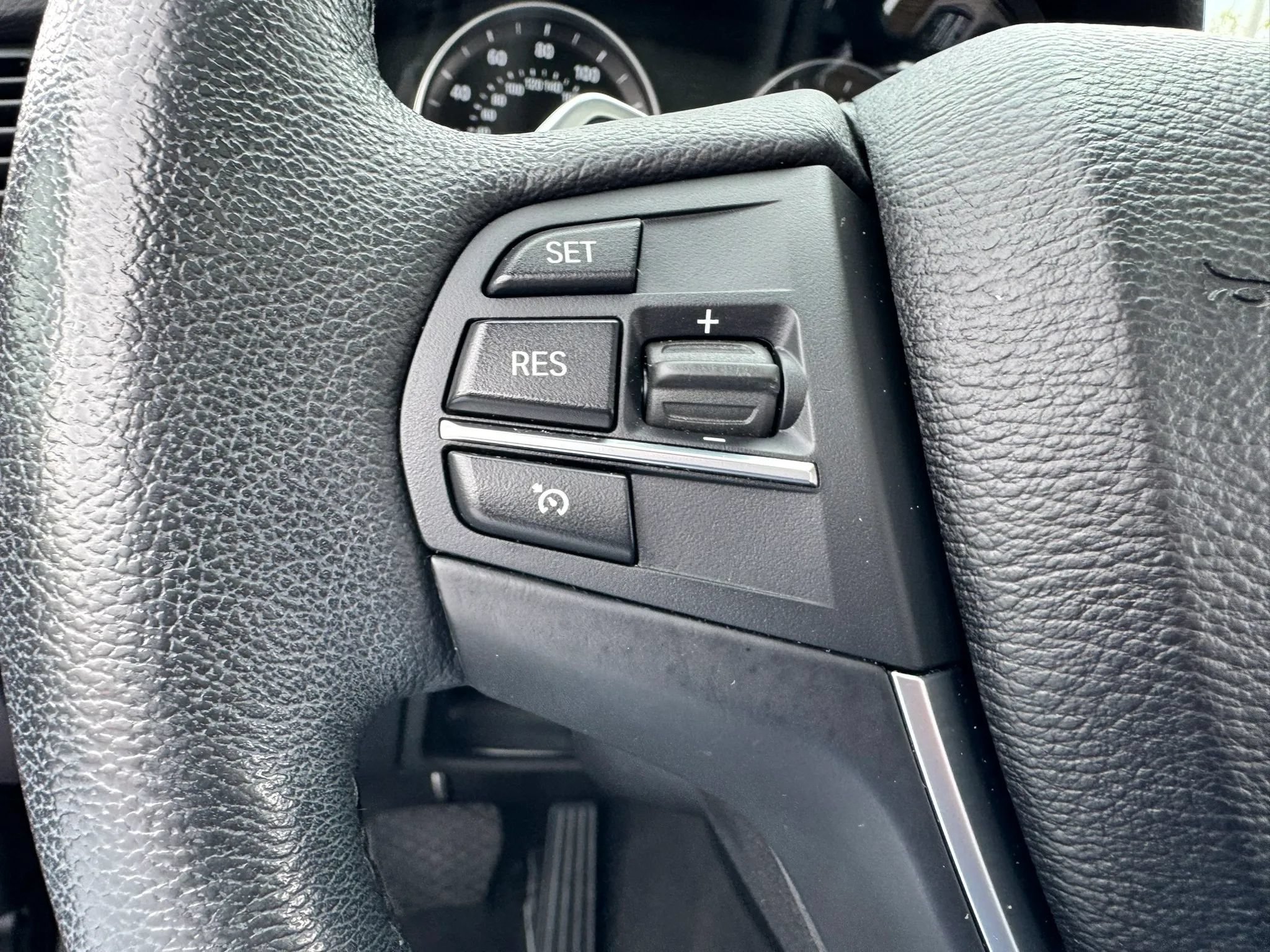 Used 2018 BMW X4 xDrive28i AWD/4WD image 26