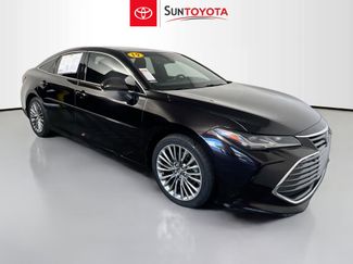 Used 2019 Toyota Avalon Limited video 1