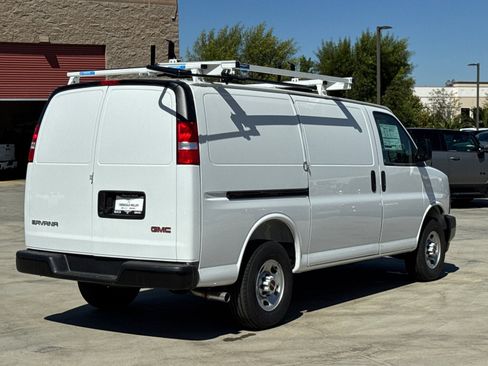 New 2025 GMC Savana 2500 w/ Driver Convenience Package image 18