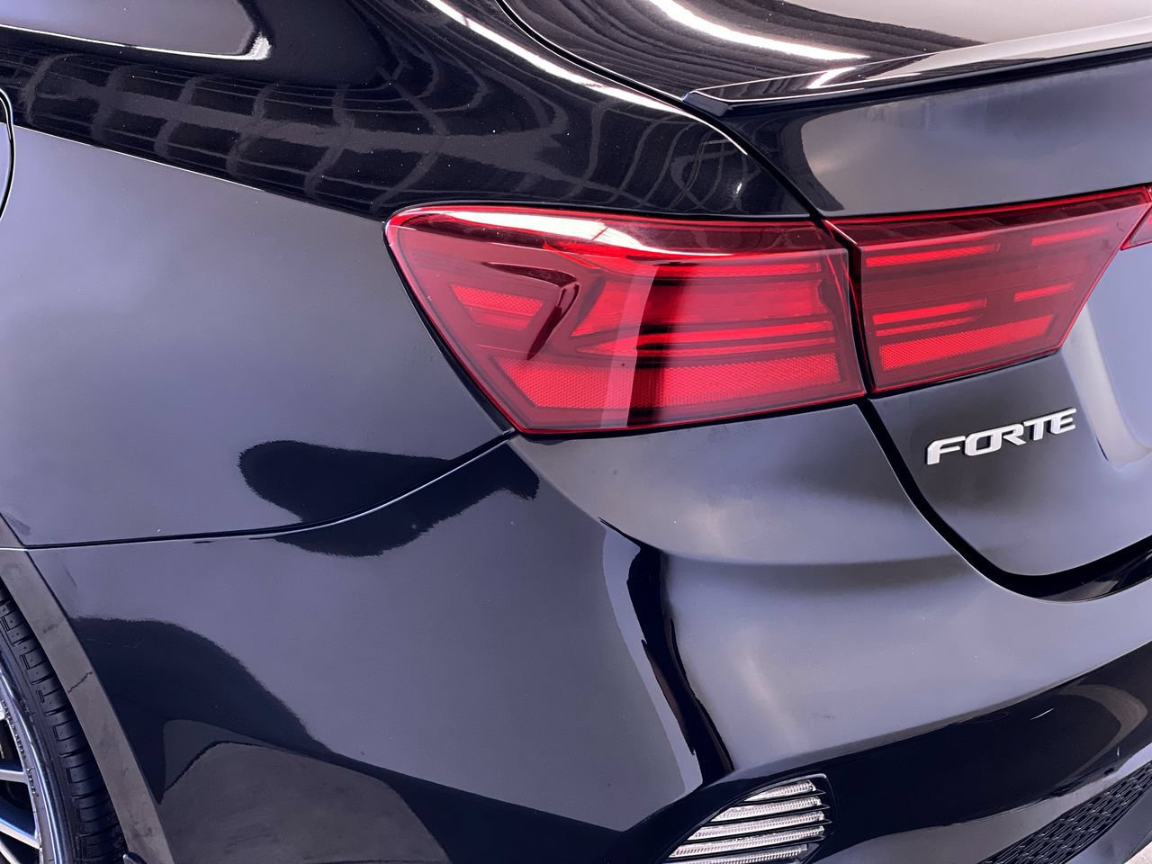 Certified 2023 Kia Forte GT-Line FWD image 9