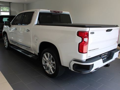 Used 2024 Chevrolet Silverado 1500 High Country w/ High Country Premium Package AWD/4WD image 35