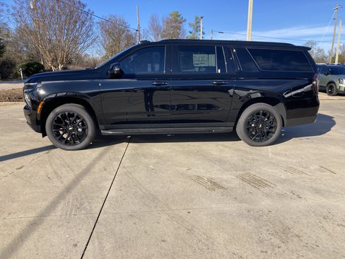 New 2025 Chevrolet Suburban RST w/ Advanced Technology Package image 9
