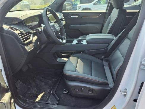 New 2025 GMC Acadia AT4 w/ Super Cruise Package image 9