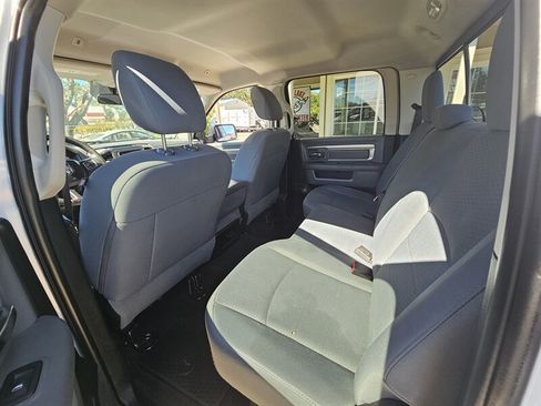 Used 2017 RAM 2500 SLT AWD/4WD image 9