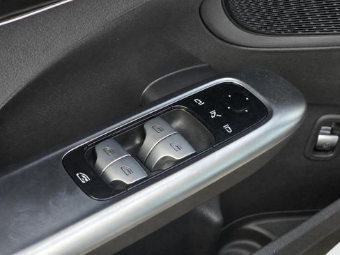 New 2026 Mercedes-Benz C 300 4MATIC Sedan image 34