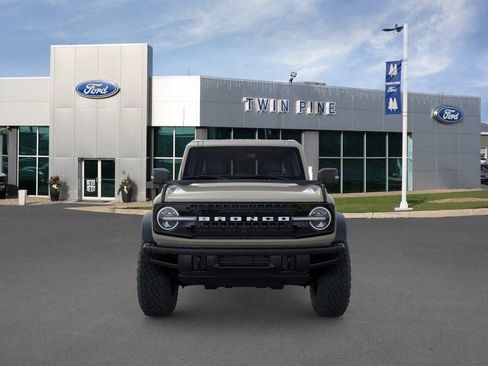 New 2025 Ford Bronco Badlands image 6