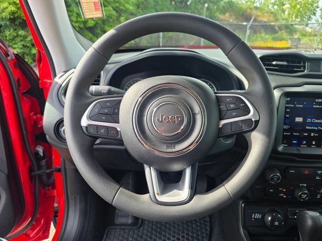 Used 2023 Jeep Renegade Latitude AWD/4WD image 23