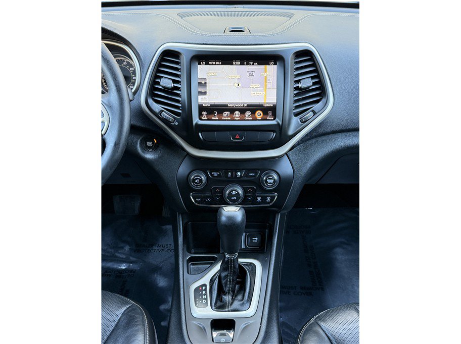 Used 2015 Jeep Cherokee Limited w/ Luxury Group FWD image 9