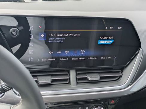 New 2026 Chevrolet Trax ACTIV w/ Driver Confidence Package FWD image 17