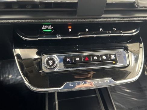 Used 2023 Lincoln Corsair Standard w/ Equipment Group 101A image 17