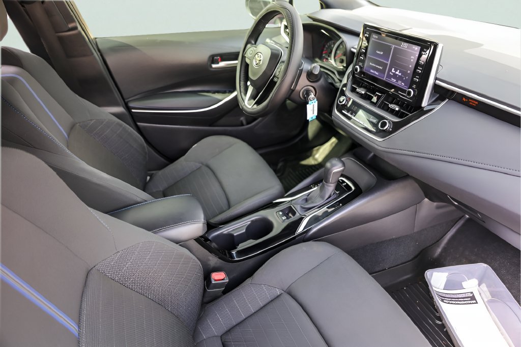 Used 2021 Toyota Corolla SE FWD image 30