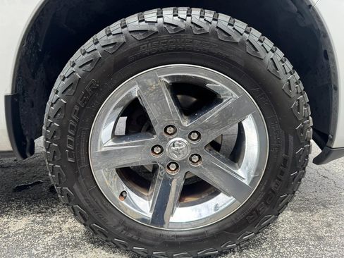 Used 2018 RAM 1500 Express w/ Express Value Package AWD/4WD image 32