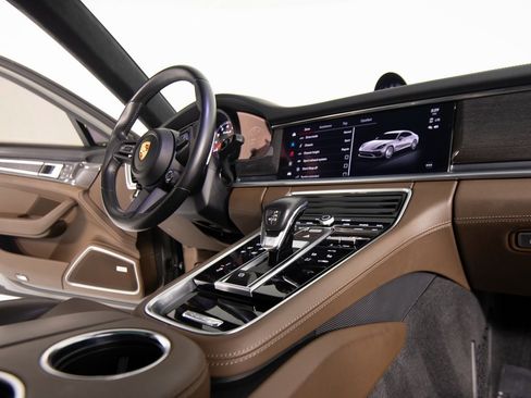 Certified 2023 Porsche Panamera Turbo S image 32