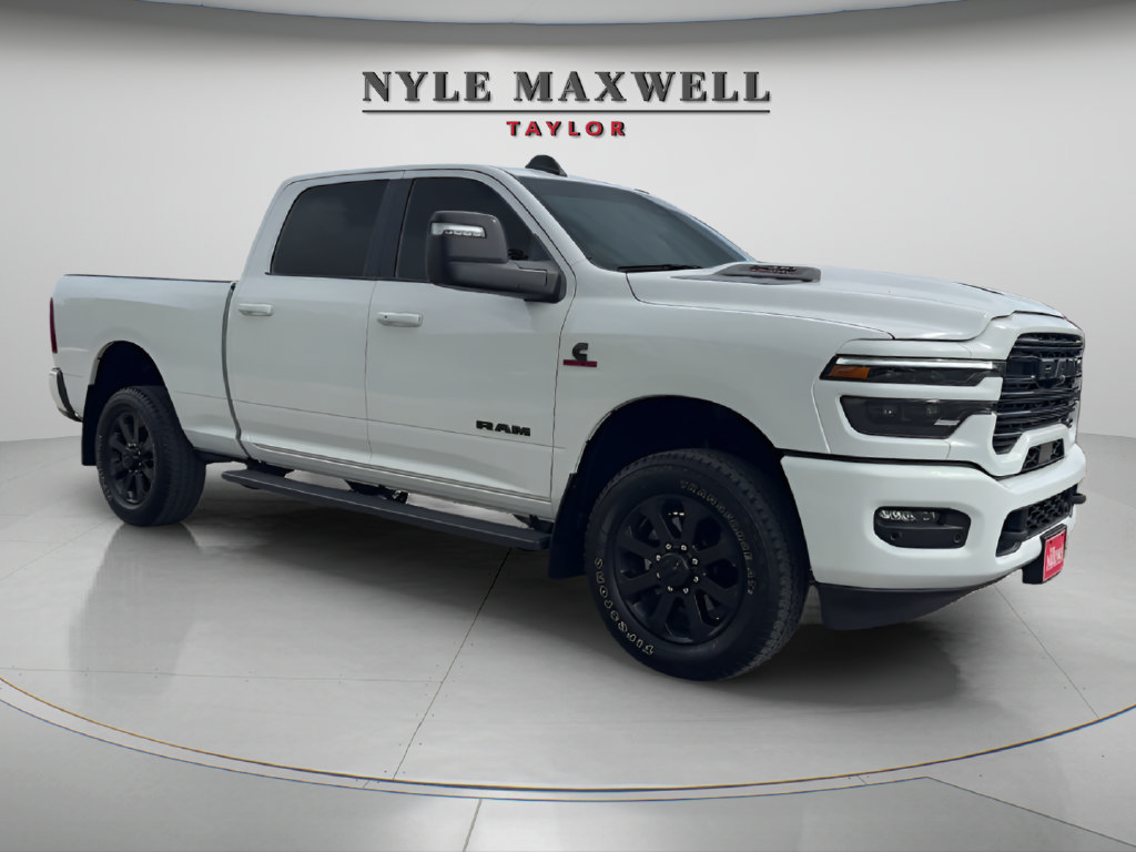 Used 2025 RAM 2500 Laramie w/ Night Edition AWD/4WD image 3