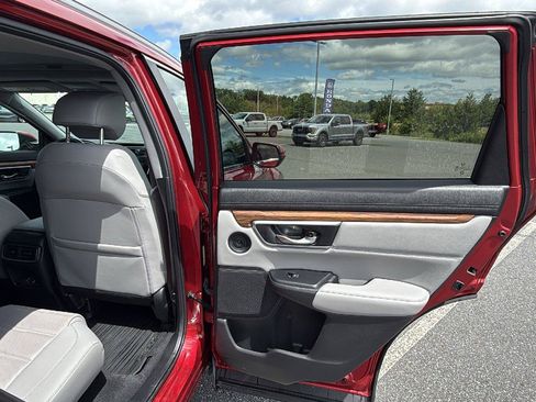 Used 2021 Honda CR-V Touring image 18