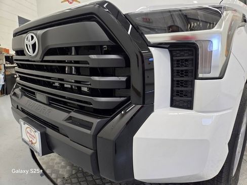 New 2026 Toyota Tundra SR image 12