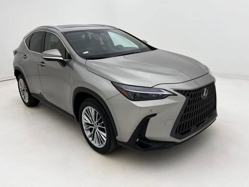 Used 2025 Lexus NX 350 AWD w/ Premium Package image 6