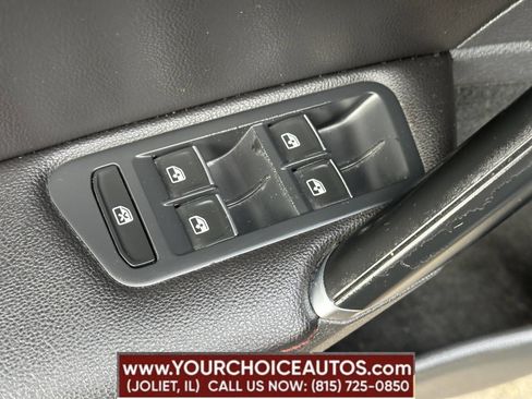 Used 2017 Volkswagen GTI S image 11