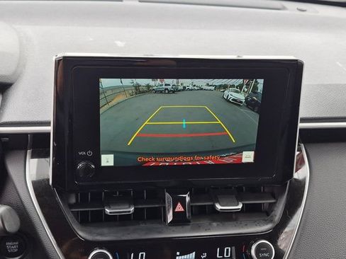 Used 2025 Toyota Corolla Cross XLE AWD/4WD image 21