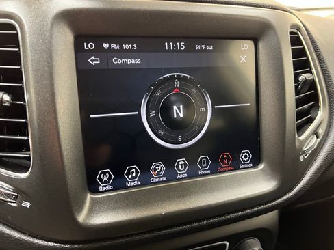 Used 2019 Jeep Compass Trailhawk image 22