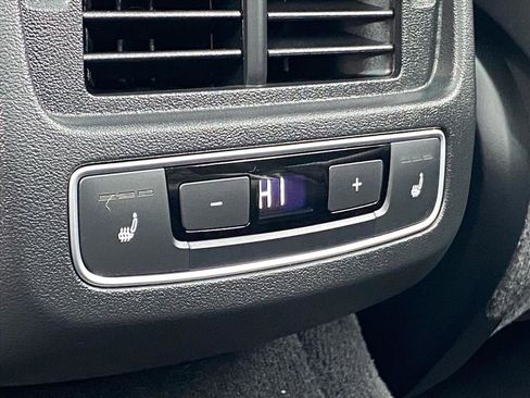 Used 2022 Audi e-tron GT Prestige w/ Prestige Package image 24