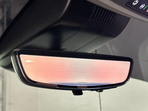 Used 2024 GMC Sierra 3500 Denali w/ Technology Package image 43